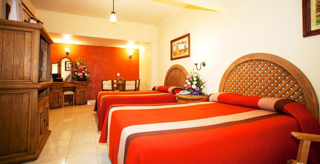 Gran Hotel Patzcuaro Bagian luar foto